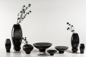 rudal luxury glass vases in black